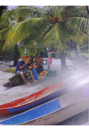 GUATEMALA TEJIDA EN EL CIELO WOVEN IN HEAVEN